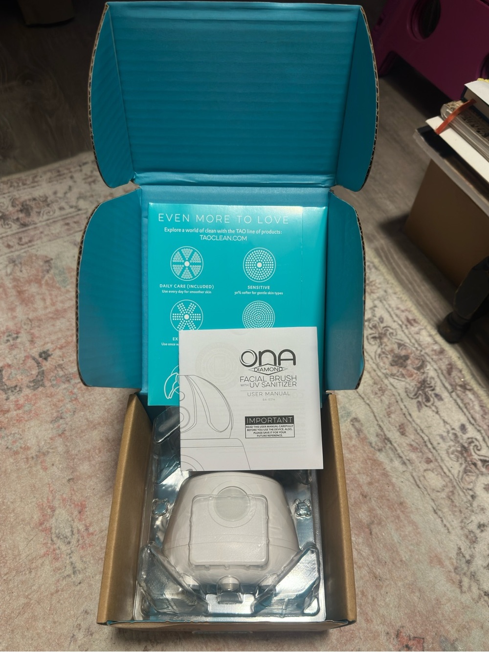 Ona Diamond Facial Brush